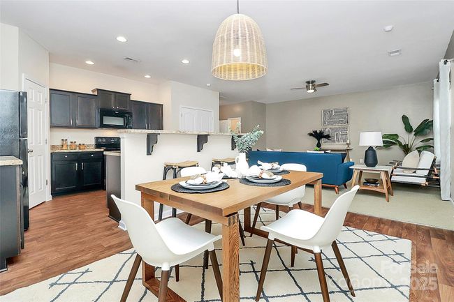 Lovely dining area. | Image 11