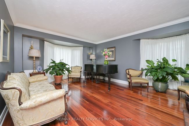 15 Brookbank Crt, House other with 4 bedrooms, 4 bathrooms and 4 parking in Brampton ON | Image 7
