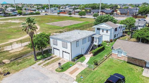 6728 Avenue Q, Galveston, TX, 77551-1358 | Card Image