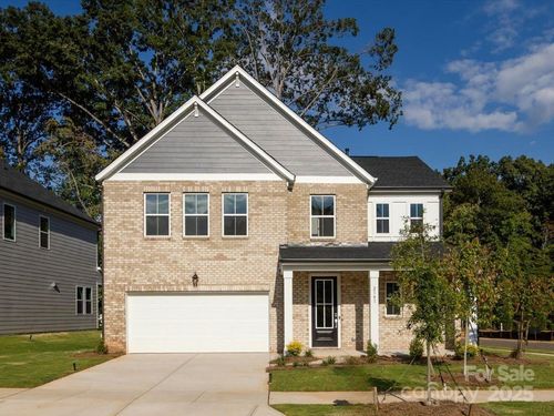 2141 Moss Bluff Dr, Mint Hill, NC, 28227-1105 | Card Image