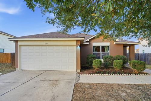 851 New Bridge Dr, Kyle, TX, 78640-5543 | Card Image