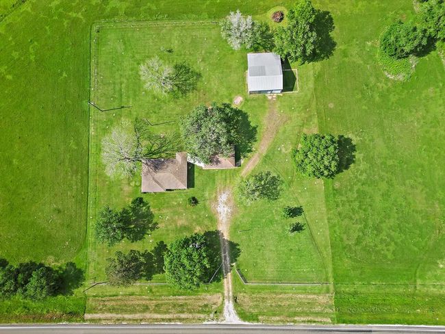 11221 State Highway 65, House other with 3 bedrooms, 2 bathrooms and 2 parking in Winnie TX | Image 28