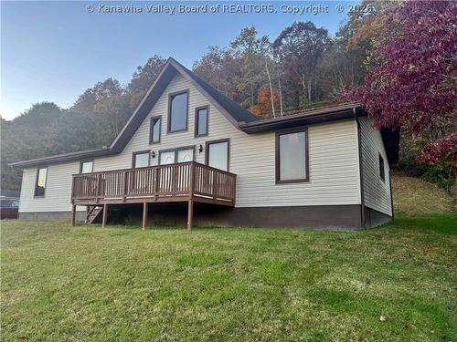 90 Dogwood Ln, Madison, WV, 25130-1244 | Card Image