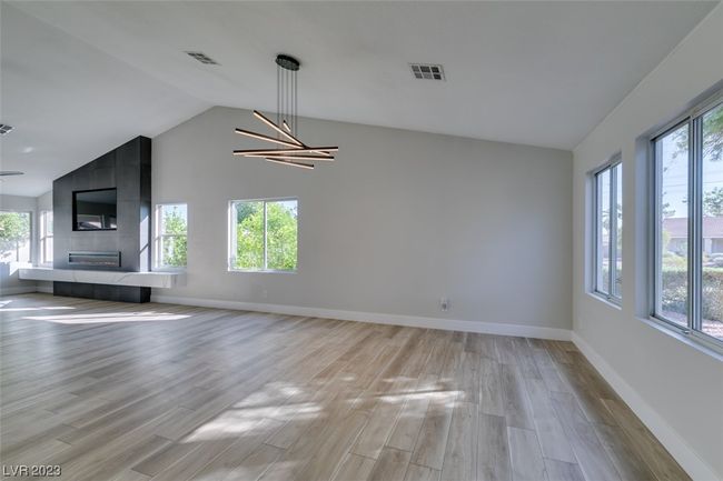 337 Evan Picone Dr, House other with 4 bedrooms, 3 bathrooms and null parking in Henderson NV | Image 14