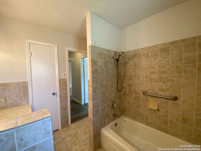 749 Windrock Dr, House other with 3 bedrooms, 2 bathrooms and null parking in Windcrest TX | Image 22