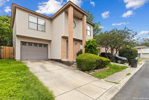 5011 River Kenton, San Antonio, TX, 78240-5418 | Card Image