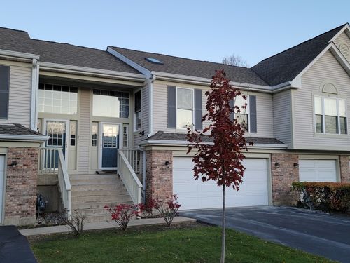 2765 S Cedar Glen Dr, Arlington Heights, IL, 60005-4674 | Card Image