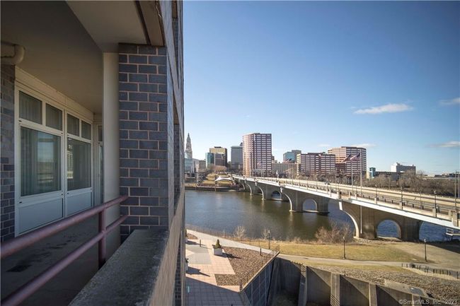 APT-403 - 235 E River Dr, Condo with 3 bedrooms, 2 bathrooms and null parking in East Hartford CT | Image 21