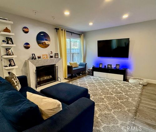 unit-5-5291 Colodny Dr, Agoura Hills, CA, 91301-2651 | Card Image