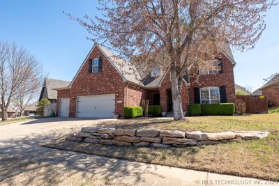 12513 S 3rd Place, House other with 4 bedrooms, 2 bathrooms and null parking in Jenks OK | Image 2