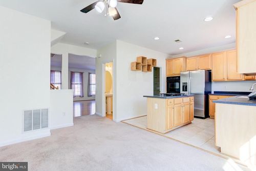 21896 Hawksbury Ter, BROADLANDS, VA, 20148-4578 | Card Image