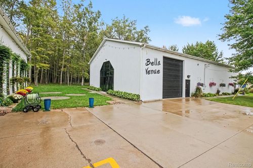 14130 N Saginaw Rd, Clio, MI, 48420-8802 | Card Image