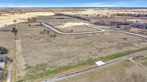 2268 Sundance Rd, Whitesboro, TX, 76273-2035 | Card Image