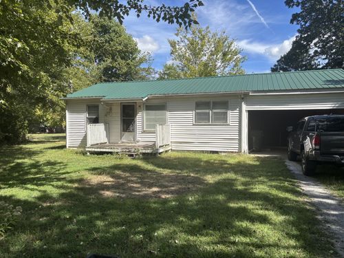 330 N Cherry St, Puryear, TN, 38251-3638 | Card Image