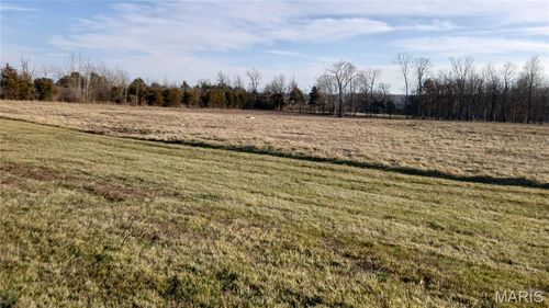 410 E 1st S Street, Wright City, MO, 63390 | Card Image