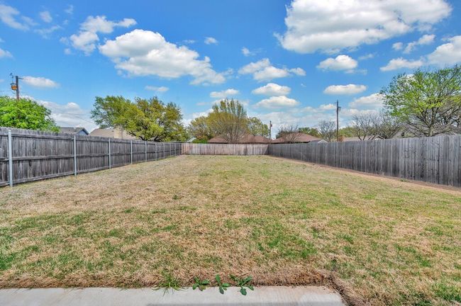 412 Travis Dr, House other with 4 bedrooms, 2 bathrooms and 2 parking in McGregor TX | Image 31
