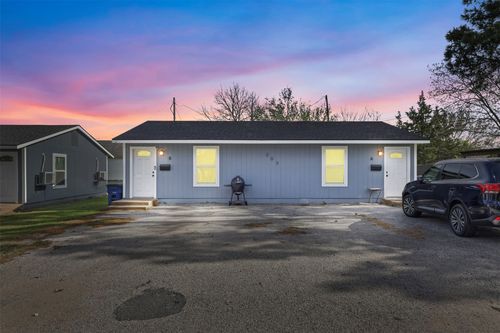 203 E Bremond St, Ennis, TX, 75119-1821 | Card Image