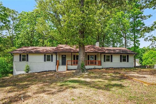 5865 Leah Ln, Powder Springs, GA, 30127-3072 | Card Image