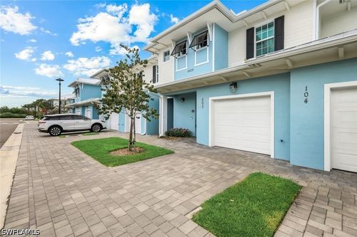 203-26331 Coco Cay Cir, Bonita Springs, FL, 34135-9541 | Card Image