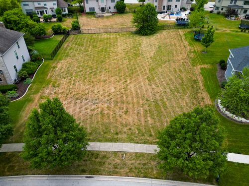 21350 S Forest View Dr, Shorewood, IL, 60404-8227 | Card Image