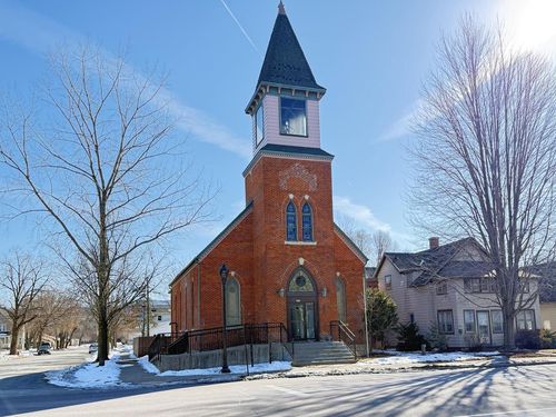 1452 George Street, La Crosse, WI, 54603 | Card Image