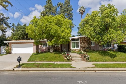 4479 Azalia Dr, Tarzana, CA, 91356 | Card Image