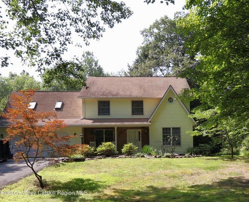 18 Ridge Rd, Saugerties, NY, 12477-4433 | Card Image