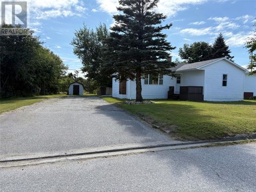 1 Park Ave, Stephenville, NL, A2N1E9 | Card Image