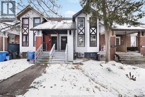 1657 Martindale St, Windsor, ON, N9B1G7 | Card Image