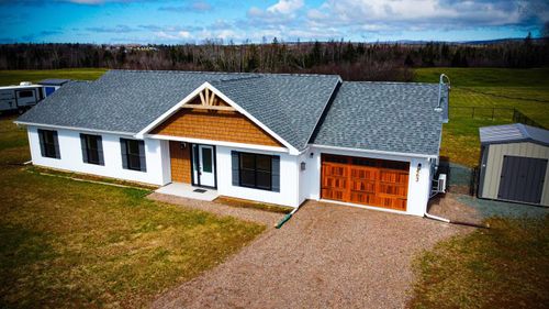 863 Gray Rd, Debert, NS, B0M1G0 | Card Image