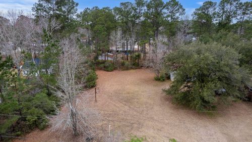 107 Young Dr, Summerville, SC, 29483-4867 | Card Image