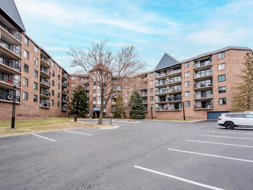 apt-209-2601 Kenzie Ter, Saint Anthony, MN, 55418-3258 | Card Image