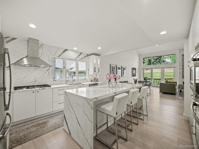 16-web-or-mls-P2199545.jpg | Image 14