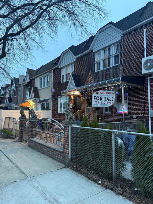 12606 116th Ave, South Ozone Park, NY, 11420-2640 | Card Image