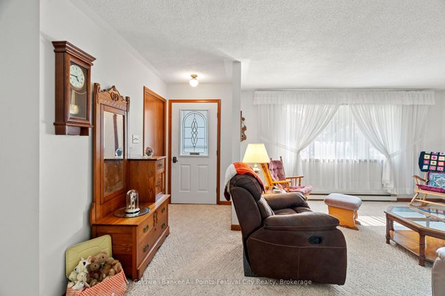 305 Warren St, House other with 4 bedrooms, 2 bathrooms and 4 parking in Goderich ON | Image 7