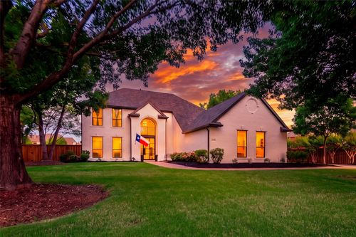 1009 Pine Meadow Ct, Southlake, TX, 76092-8867 | Card Image