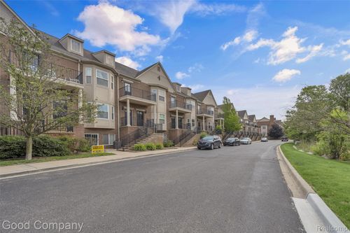 41606 Hamlet Ln, Novi, MI, 48375-1859 | Card Image