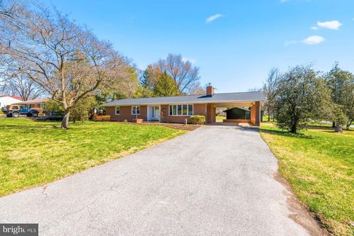 8966 Chapel Ave, ELLICOTT CITY, MD, 21043-1942 | Card Image