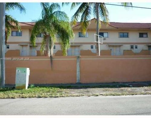 apt-101-220 W 68th St, Hialeah, FL, 33014-5385 | Card Image