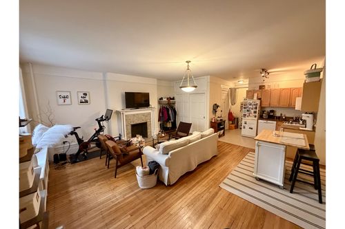 4b-302 W 78th St, New York, NY, 10024-6579 | Card Image