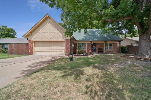 10731 E 29th Pl, Tulsa, OK, 74129-7805 | Card Image