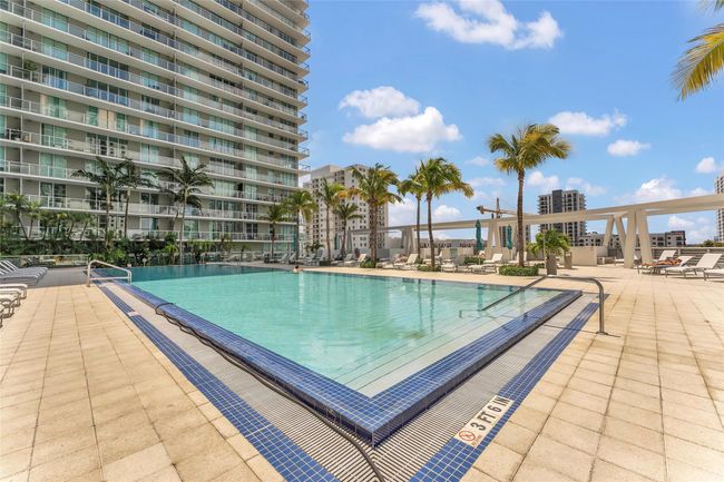 APT-1224N - 1111 Sw 1 St Ave, Condo with 1 bedrooms, 1 bathrooms and null parking in Miami FL | Image 31