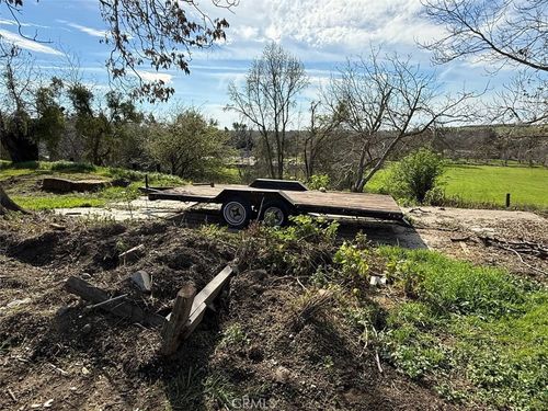 10517 Olive Rd, Oakdale, CA, 95361-8786 | Card Image