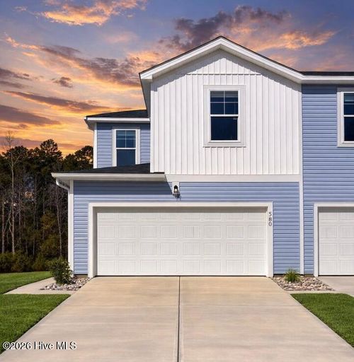 596 Sandy Hollow Dr, Jacksonville, NC, 28540-6400 | Card Image