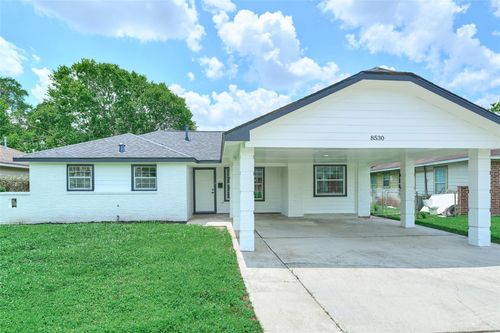 8530 Guinevere St, Houston, TX, 77029-3951 | Card Image