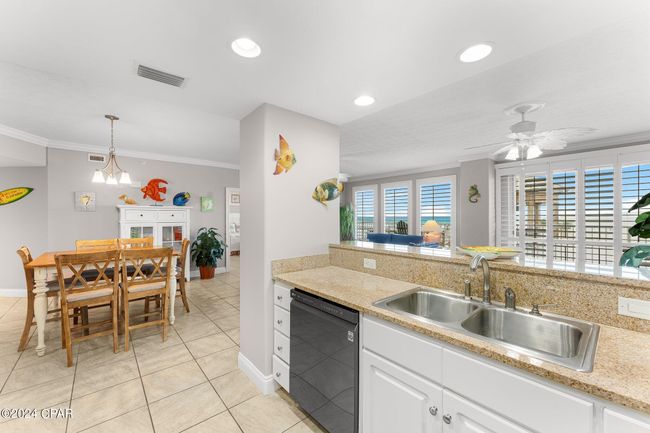 112 - 5004 Thomas 112 Drive, Condo with 3 bedrooms, 2 bathrooms and null parking in Panama City Beach FL | Image 9
