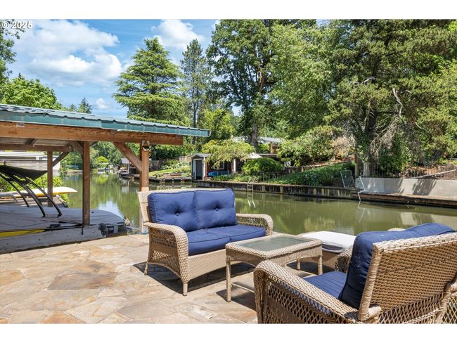 17810 Sarah Hill Ln, House other with 4 bedrooms, 3 bathrooms and 2 parking in Lake Oswego OR | Image 43