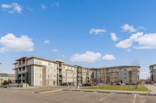 1415 - 681 Savanna Blvd Ne, Condo with 2 bedrooms, 2 bathrooms and 1 parking in Calgary AB | Card Image