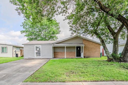 3705 Crawford Dr, Pasadena, TX, 77503-2745 | Card Image