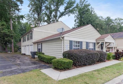 1315 Old Coach Rd Sw, Marietta, GA, 30008-3627 | Card Image